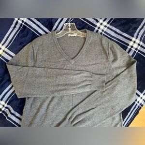 Men's Merona Gray V-Neck Sweater M